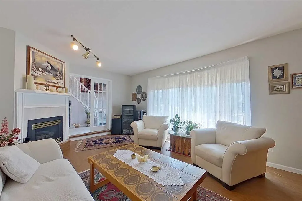 4102 Hees Drive
