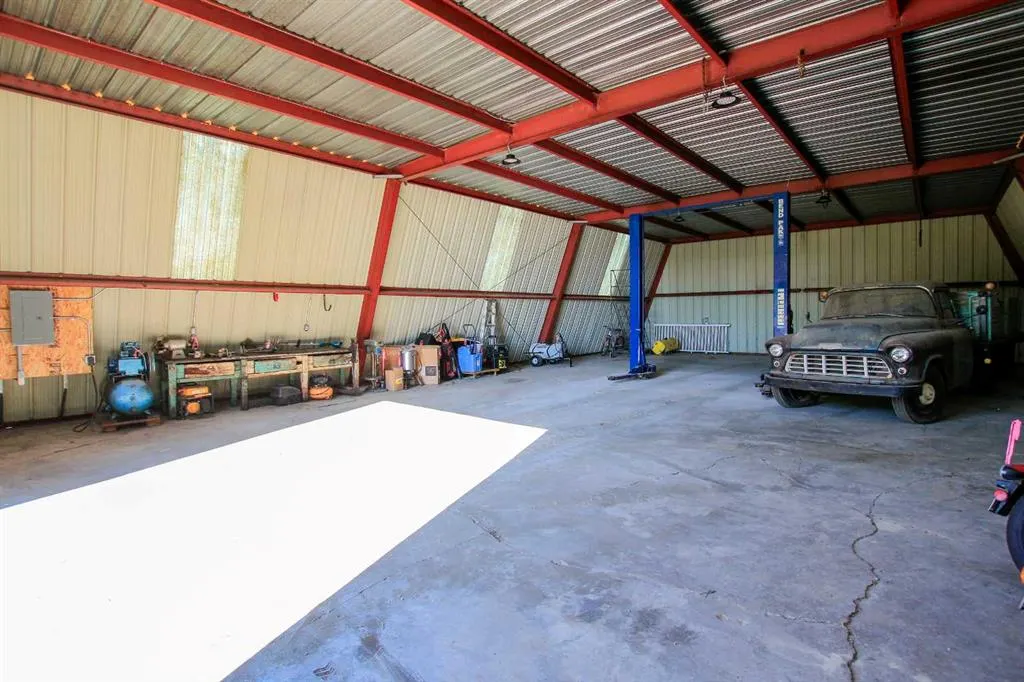 38310 Highway 596