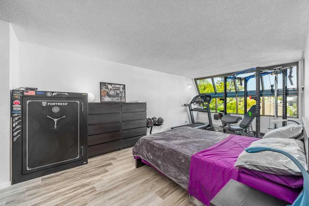 511 56 Avenue SW, #406