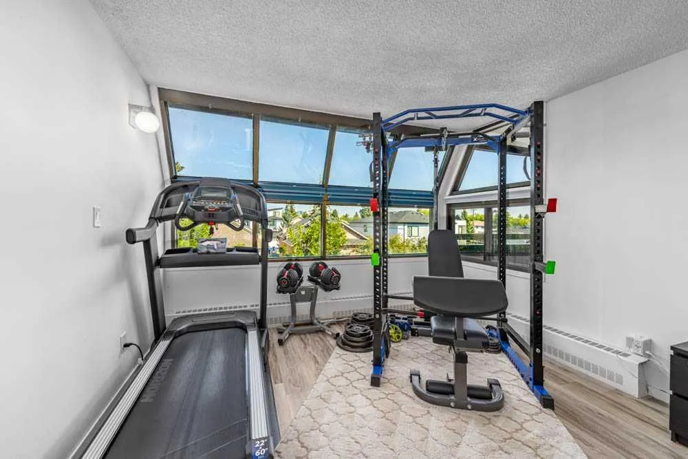511 56 Avenue SW, #406