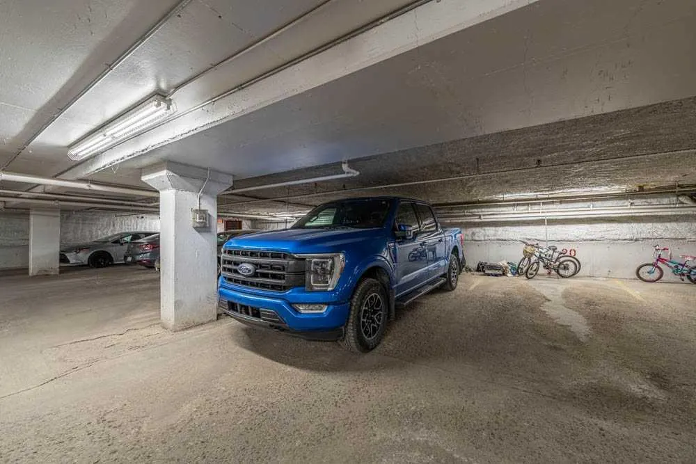 511 56 Avenue SW, #406