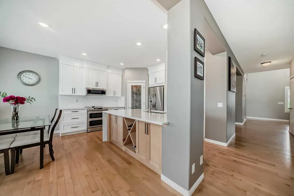 10 Springbluff Boulevard SW