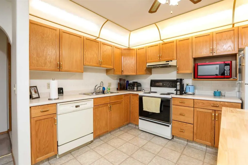 75 1st Avenue S, #306