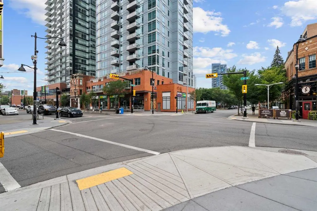135 13 Avenue SW, #1608