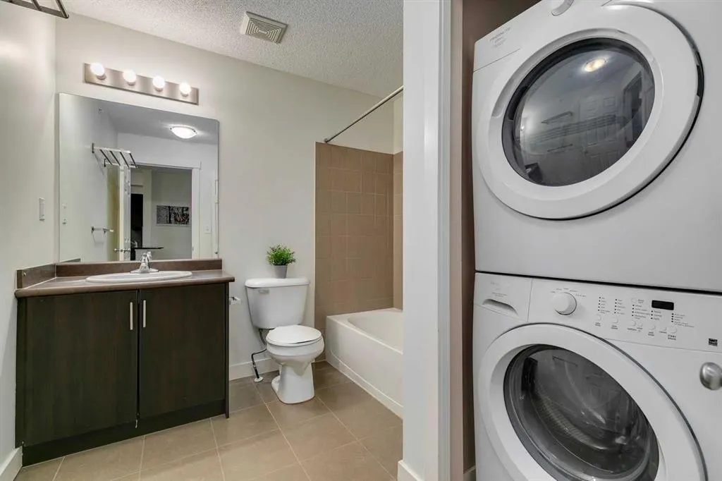 3950 46 Avenue NW, #305