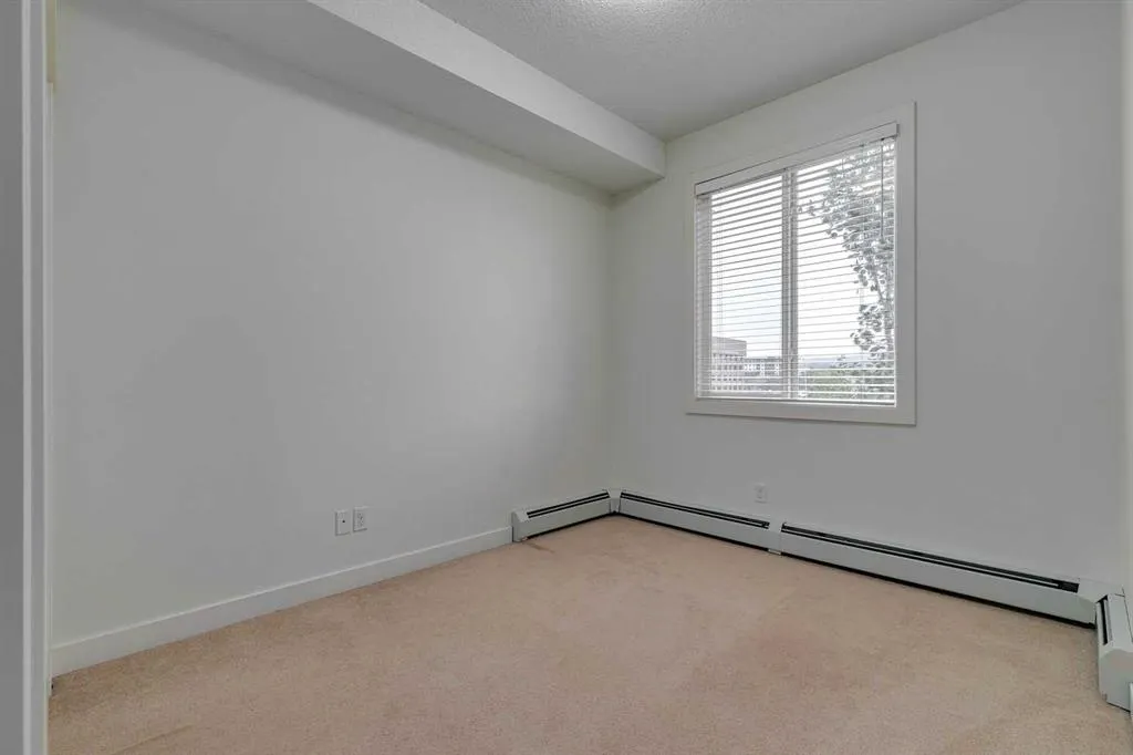 3950 46 Avenue NW, #305