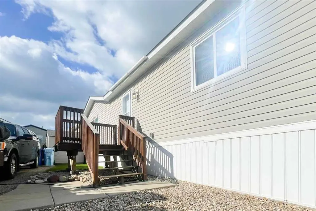 209 Gregoire Crescent