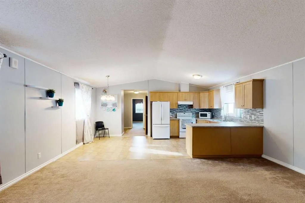 209 Gregoire Crescent