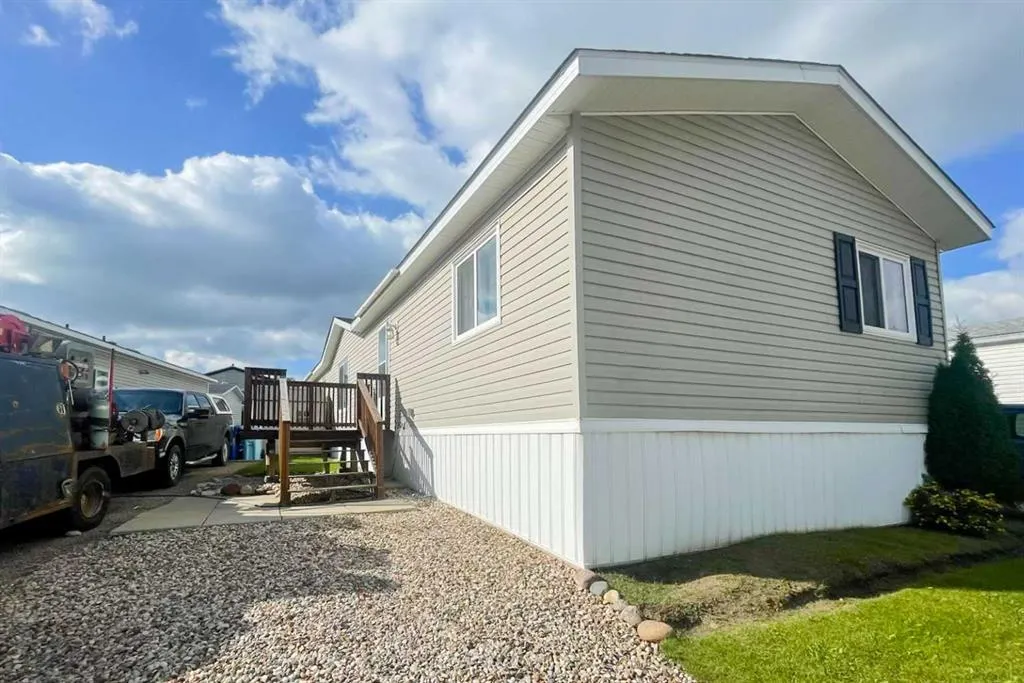 209 Gregoire Crescent
