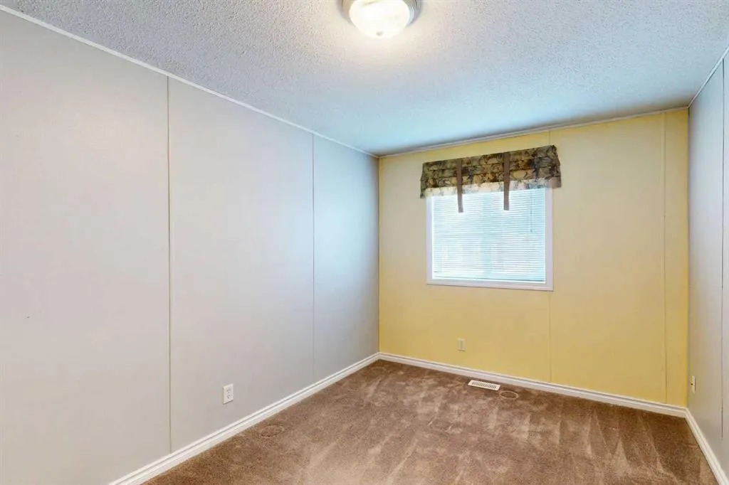 209 Gregoire Crescent
