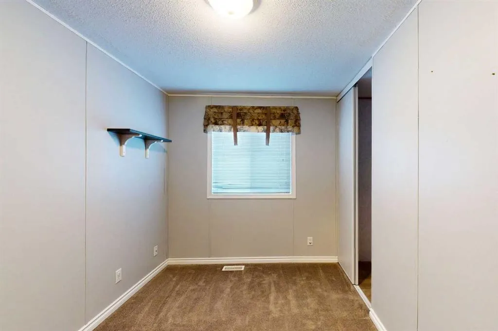 209 Gregoire Crescent
