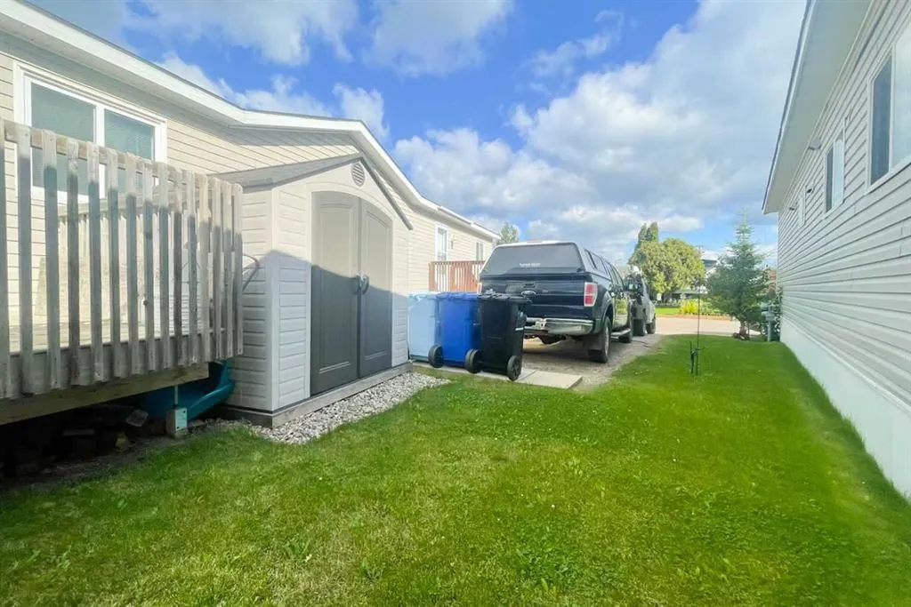 209 Gregoire Crescent