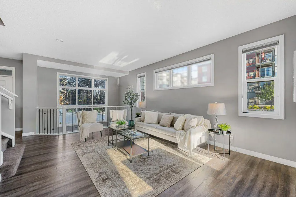 103 Masters Manor SE