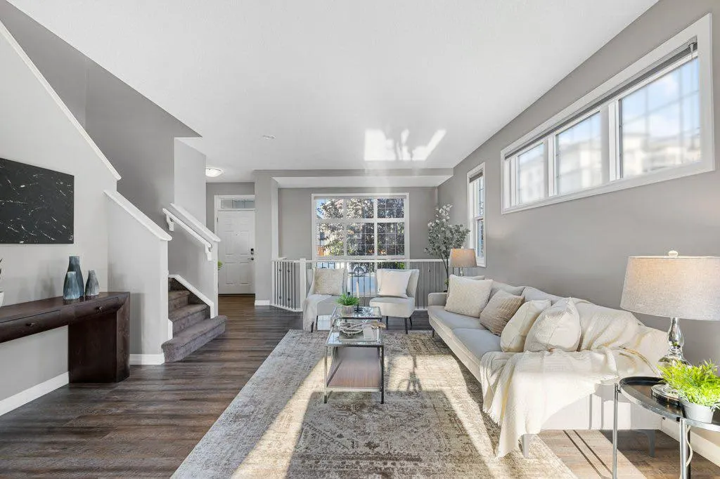 103 Masters Manor SE
