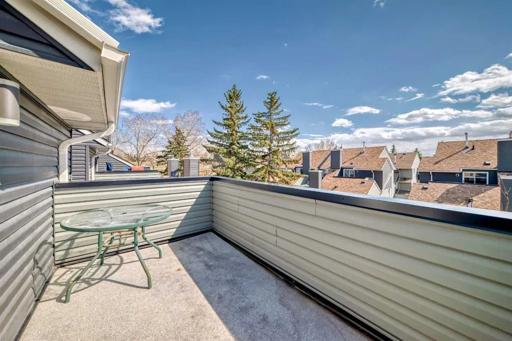 52 Glamis Green SW, #239