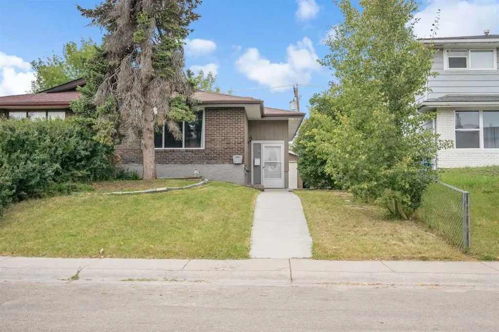 3133 Doverville Crescent SE