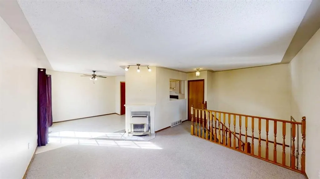 9406 100 Avenue, #B