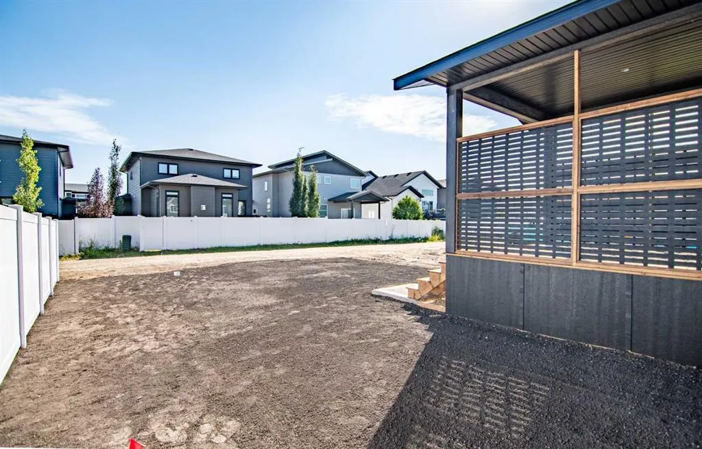 202 Livingston Close