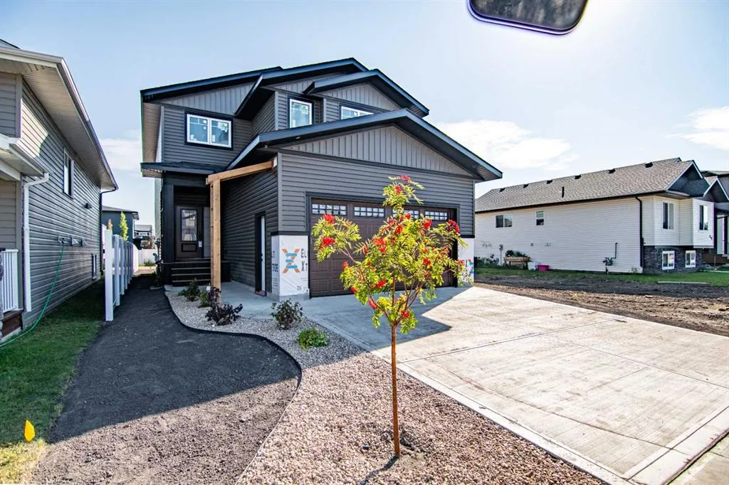 202 Livingston Close
