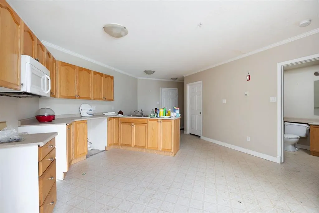 243 Gregoire Drive, #106