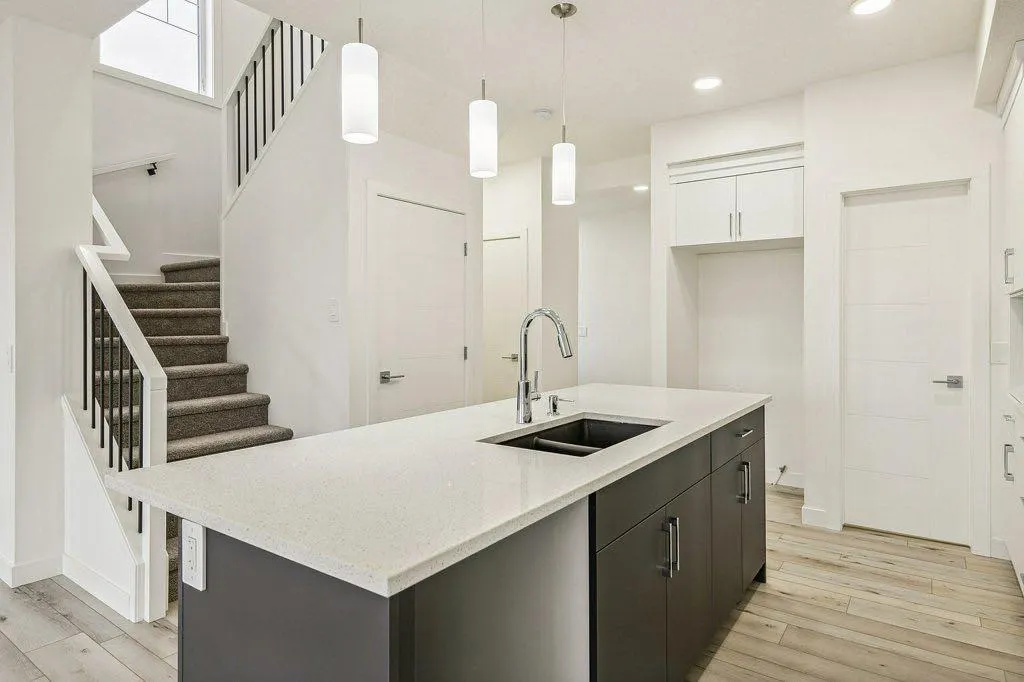 39 Legacy Glen Heights SE