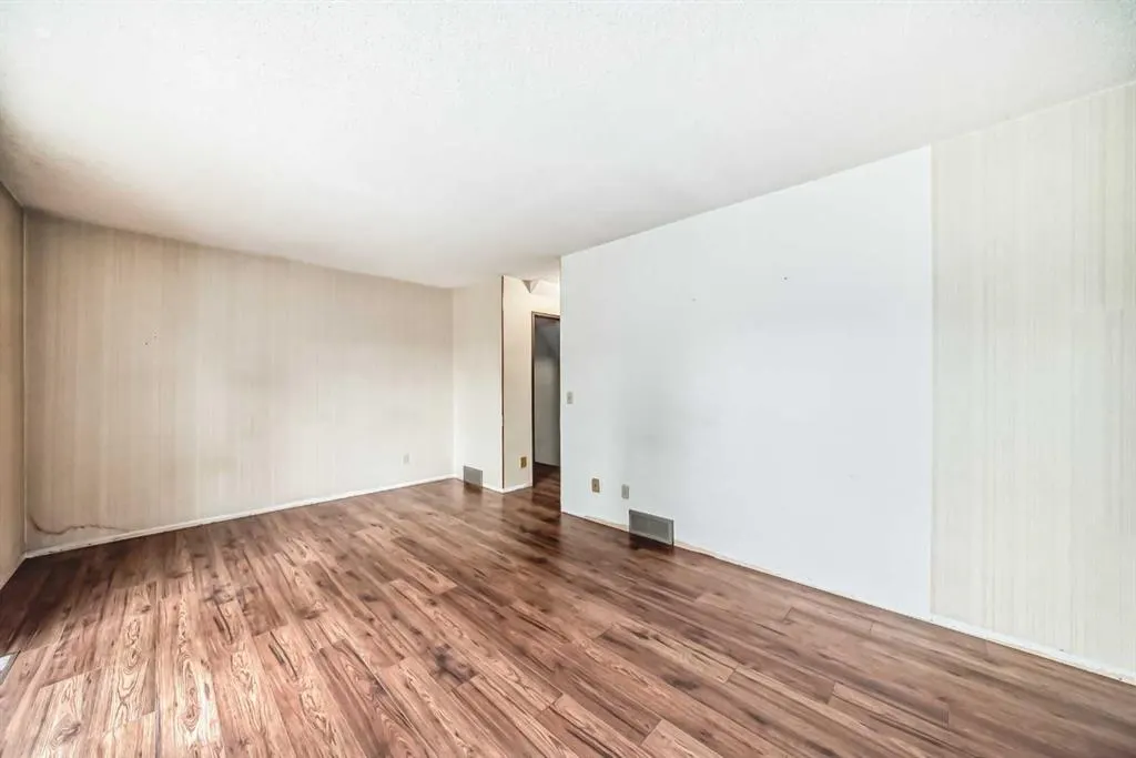 14736 Deerfield Drive SE, #8