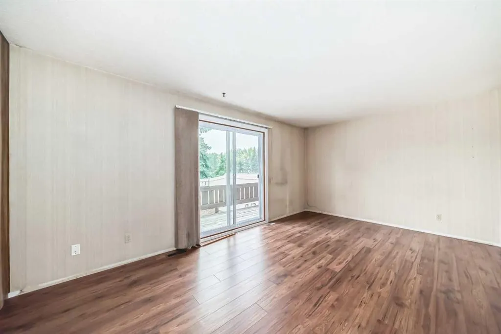 14736 Deerfield Drive SE, #8
