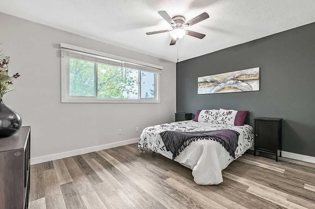 31 Castlebrook Road NE
