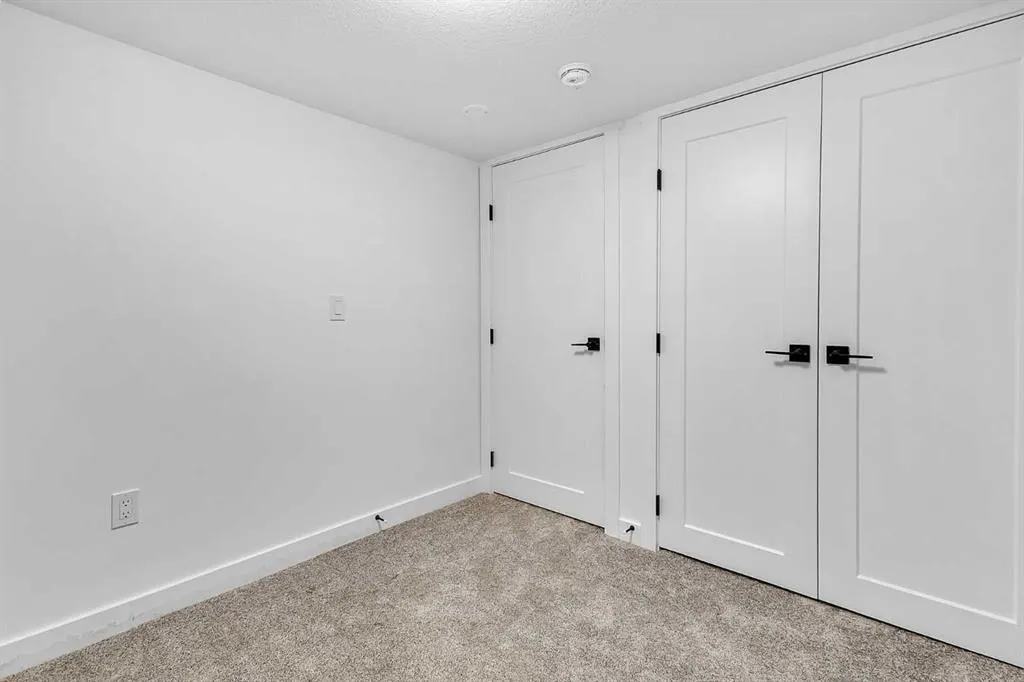 119 Macewan Glen Way NW