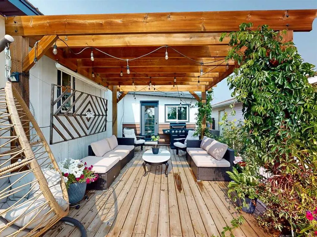 318 10th Street