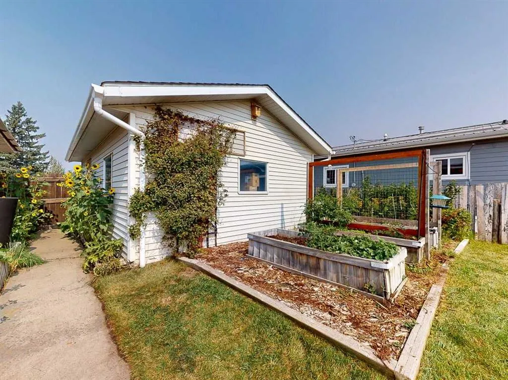 318 10th Street