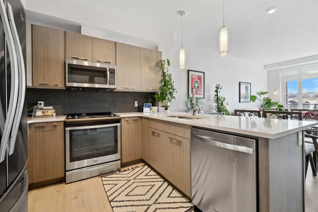 214 Sherwood Square NW, #412