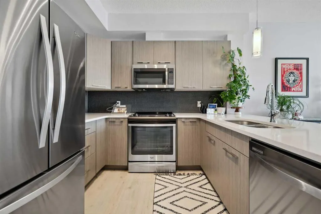 214 Sherwood Square NW, #412