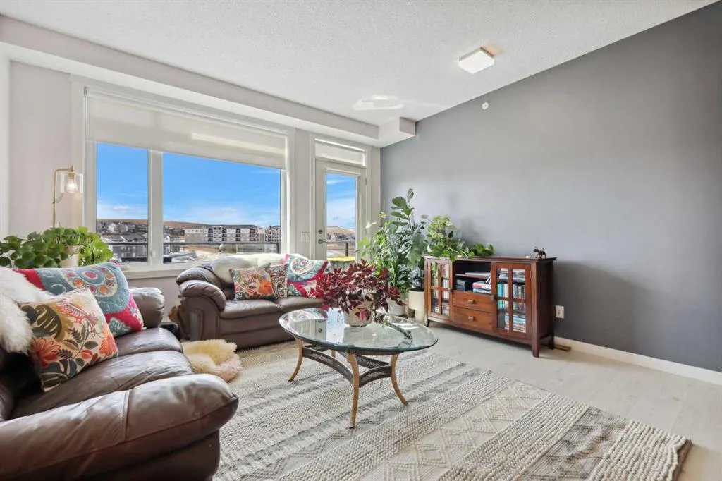 214 Sherwood Square NW, #412