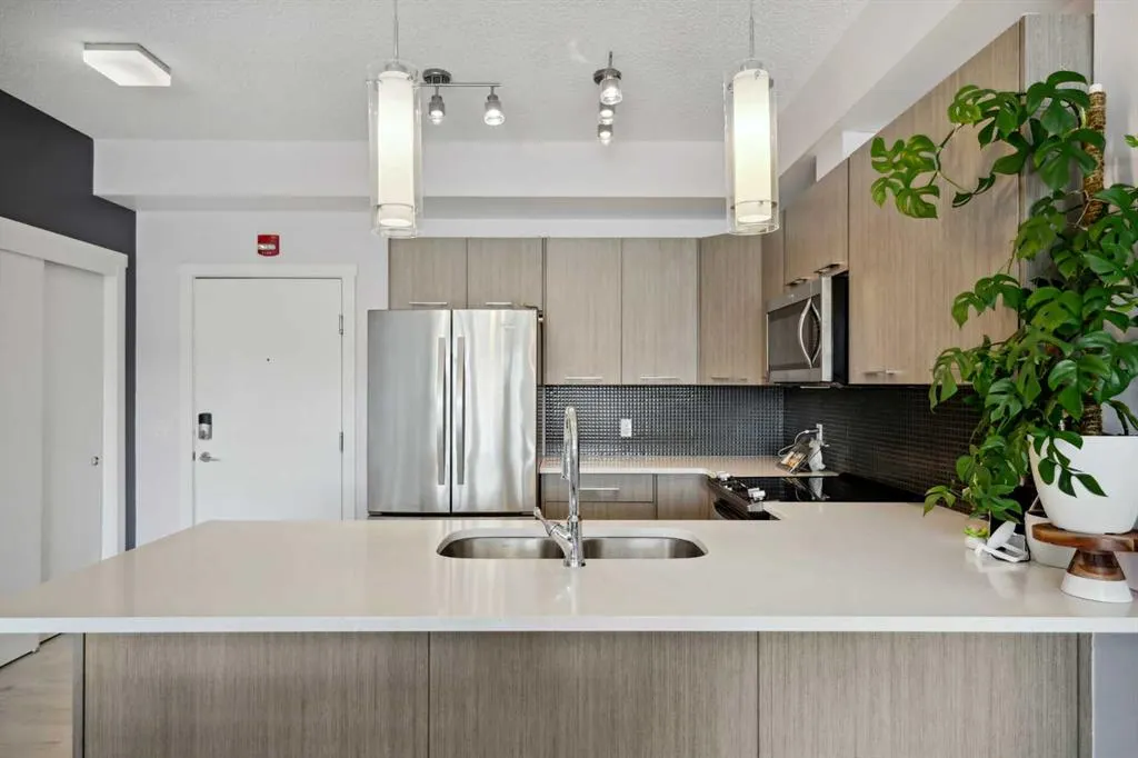 214 Sherwood Square NW, #412