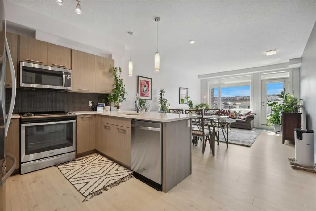 214 Sherwood Square NW, #412