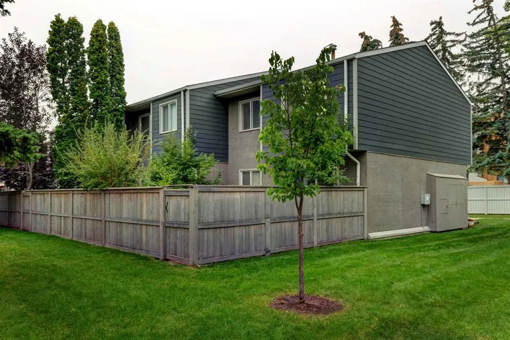 219 90 Avenue SE, #30