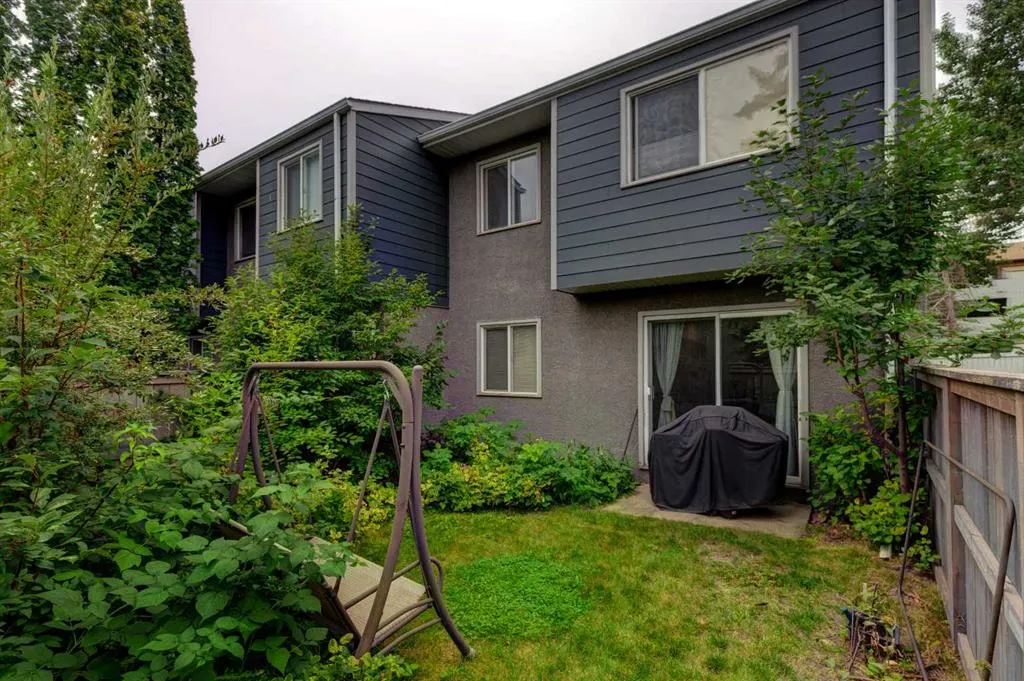 219 90 Avenue SE, #30