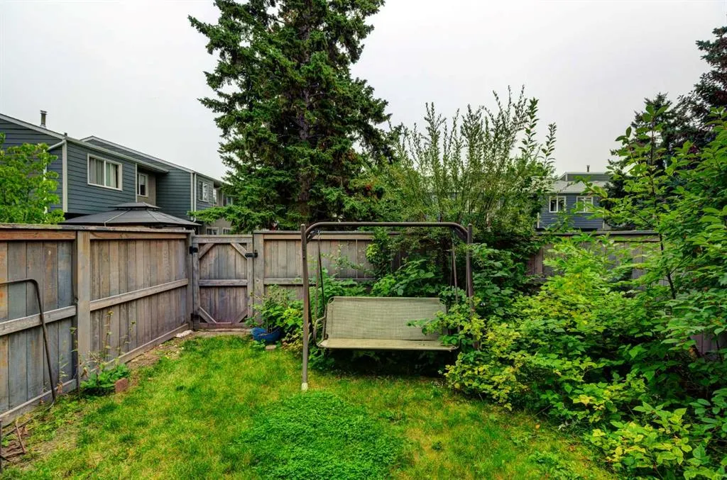 219 90 Avenue SE, #30