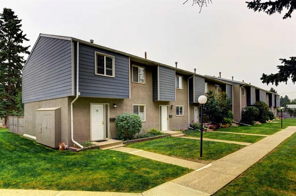 219 90 Avenue SE, #30