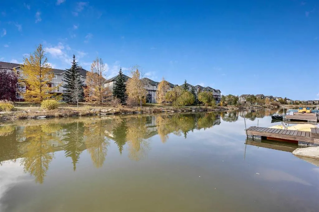 943 Bayside Drive SW