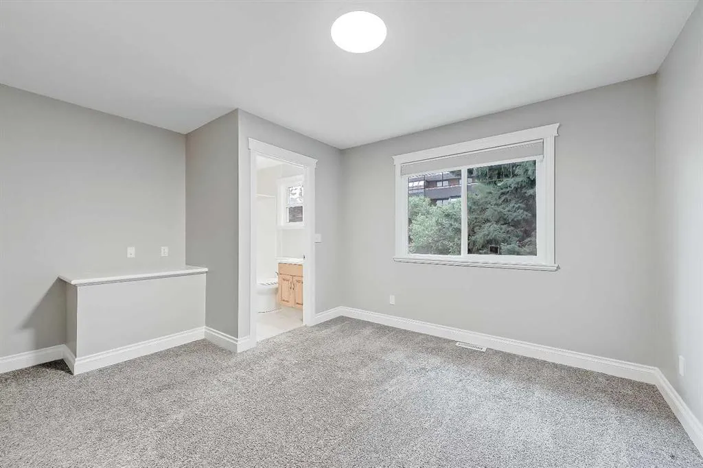 512 56 Avenue SW, #1