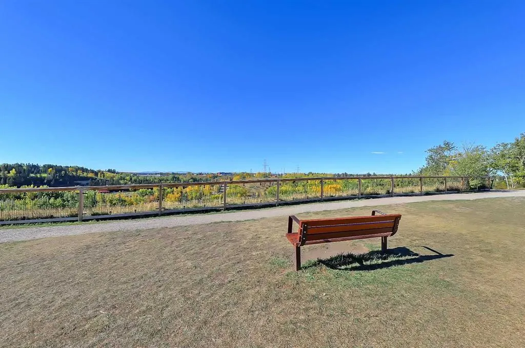 512 56 Avenue SW, #1