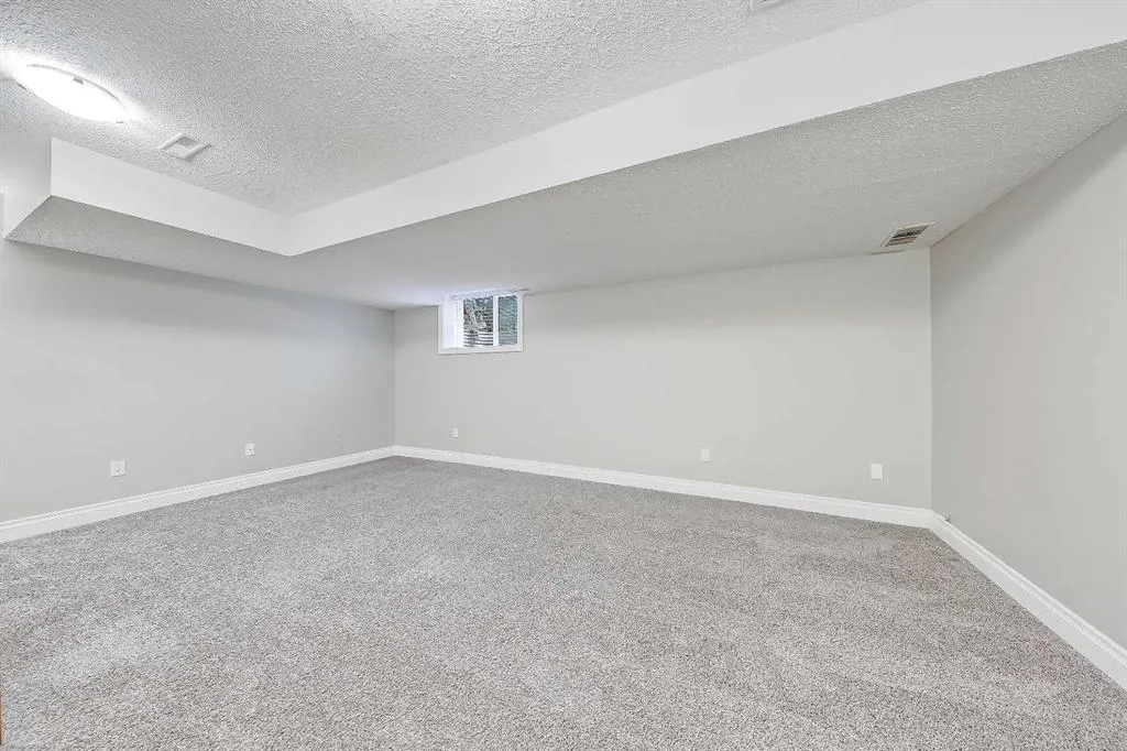 512 56 Avenue SW, #1