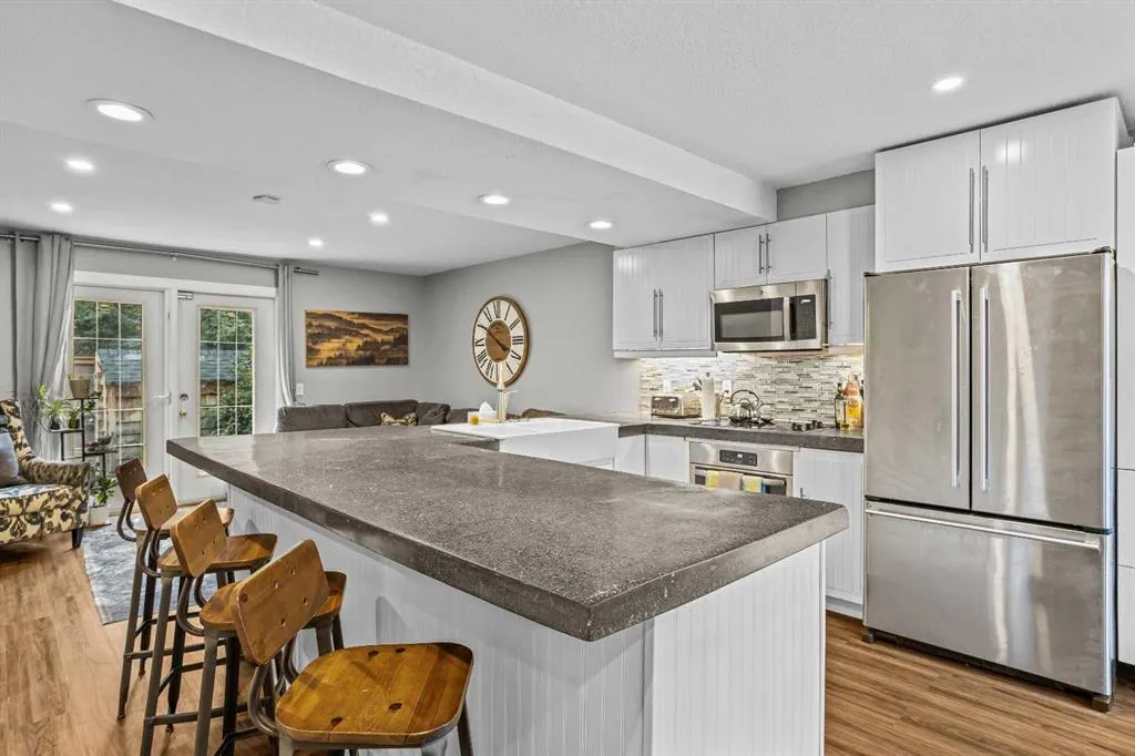 1530 7 Avenue, #16