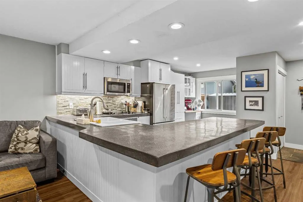 1530 7 Avenue, #16