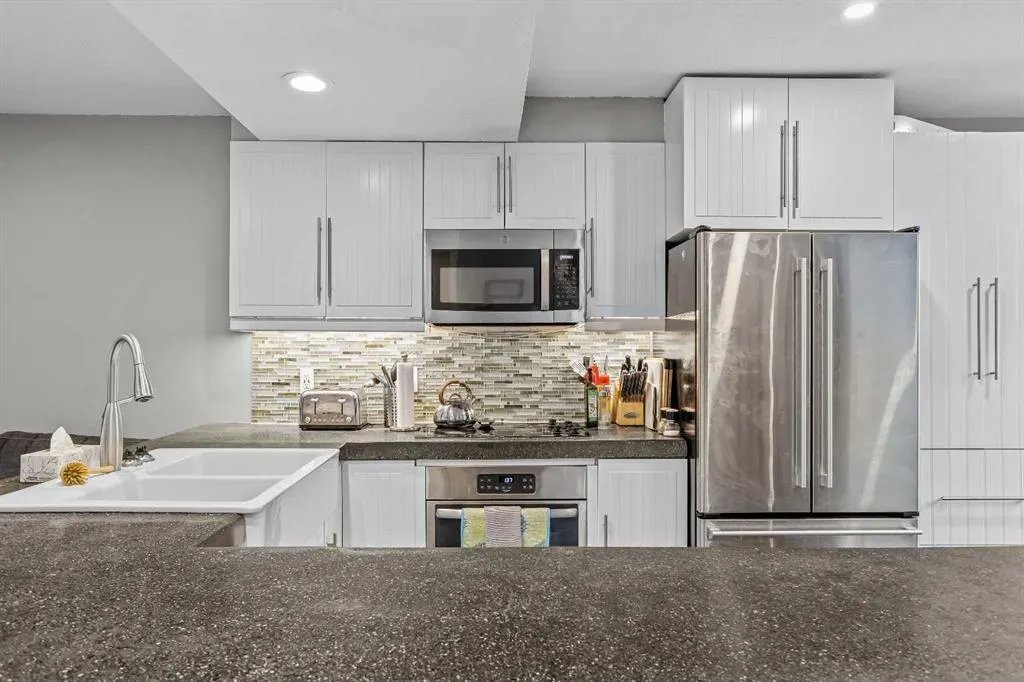 1530 7 Avenue, #16