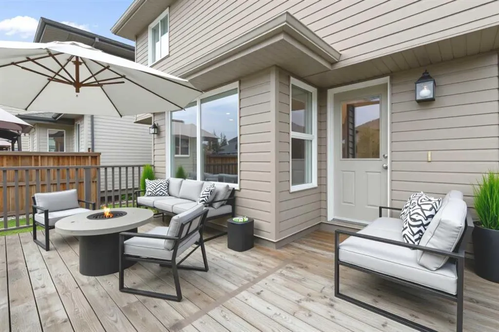 221 Prestwick Terrace SE