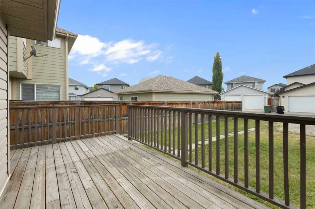 221 Prestwick Terrace SE