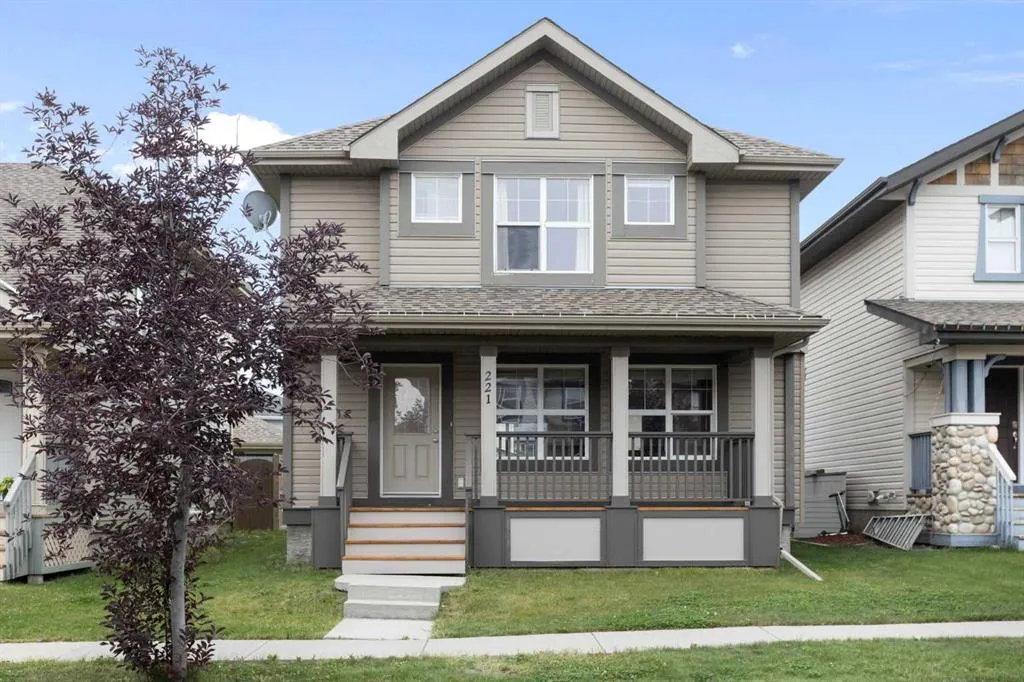 221 Prestwick Terrace SE